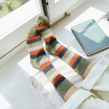 2021 Нови Дамски Модни Чорапи, Есенни Дълги Шарени Чорапи За Момичета, Корейски Цветни Дишащи Ежедневни Памучни Чорапи Високо Качество