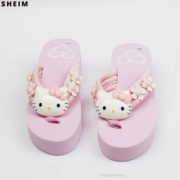 Sanrio/Дамски чехли с шарките на 