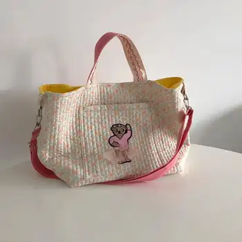 Чанта за майките, Мултифункционална мултифункционална чанта за пътуване на открито, чанта-месинджър с едно рамо, Корейската Ins с цветна Бродерия череша